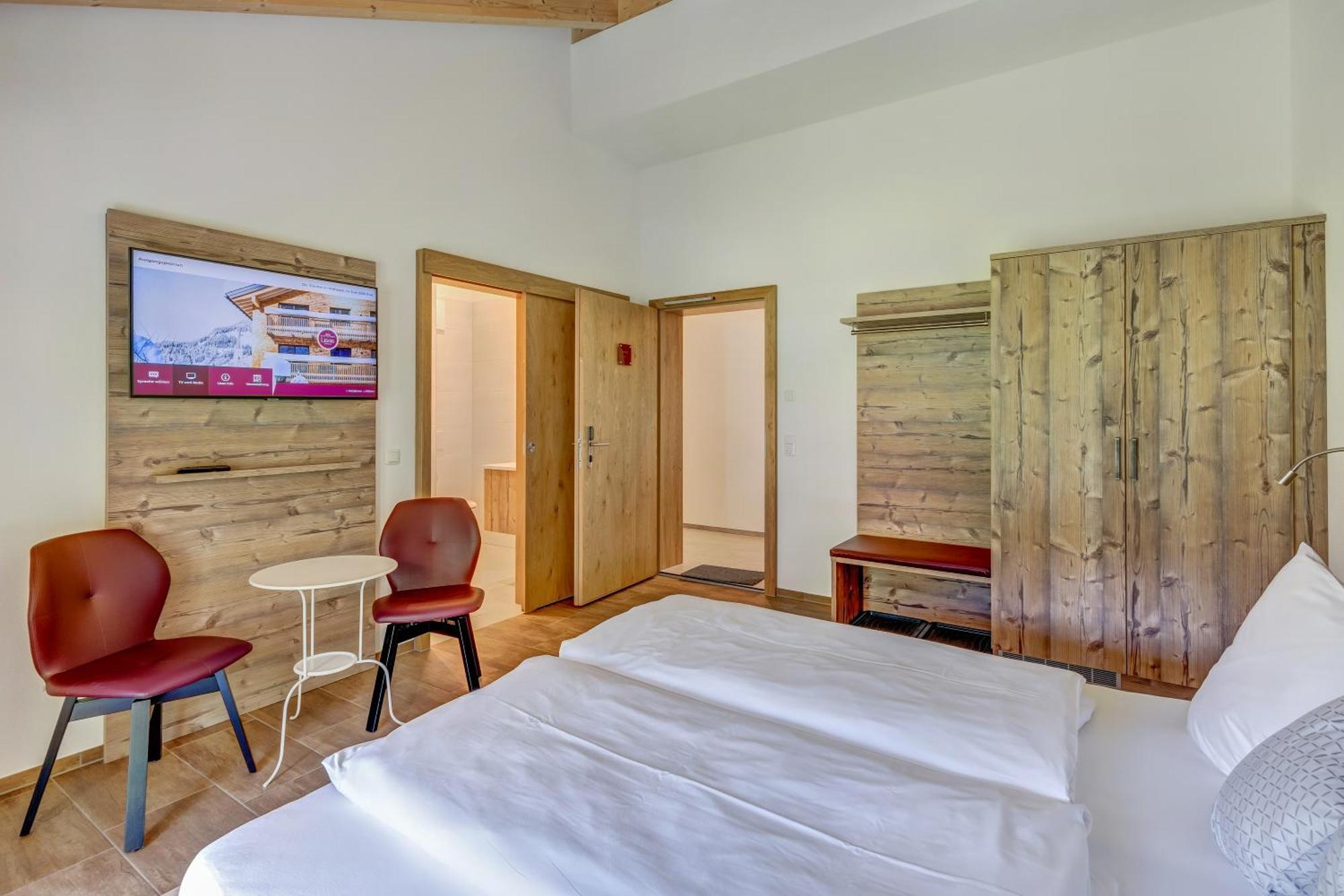 Hotel Lisas - With Wellness And Breakfast Schröcken Zewnętrze zdjęcie