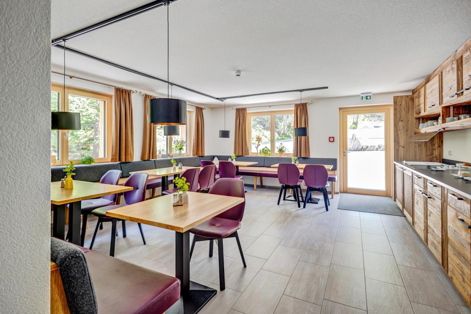 Hotel Lisas - With Wellness And Breakfast Schröcken Zewnętrze zdjęcie