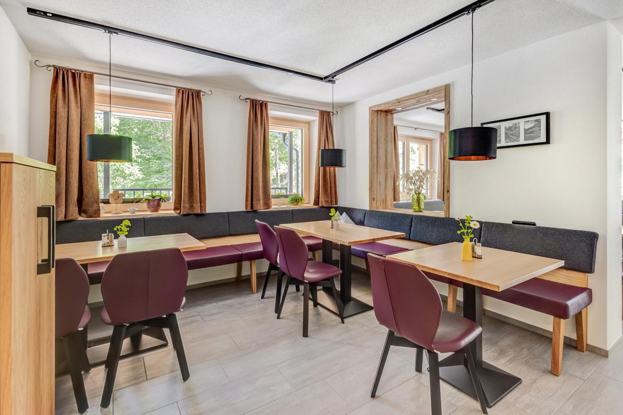 Hotel Lisas - With Wellness And Breakfast Schröcken Zewnętrze zdjęcie